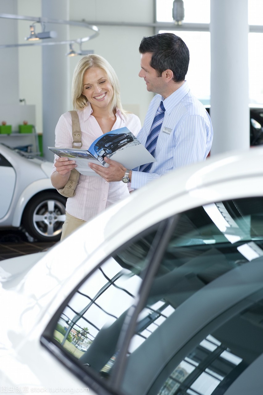 專業與耐心 汽車銷售員如何與女顧客有效溝通